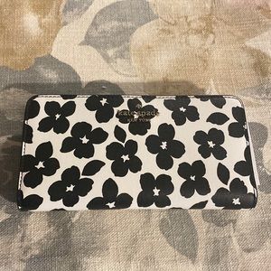 Kate Spade floral wallet